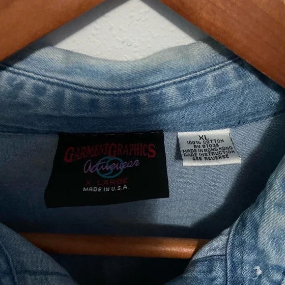 Vintage 90s Looney Tunes Denim Shirt with Cartoon Characters - Picture 6 of 8